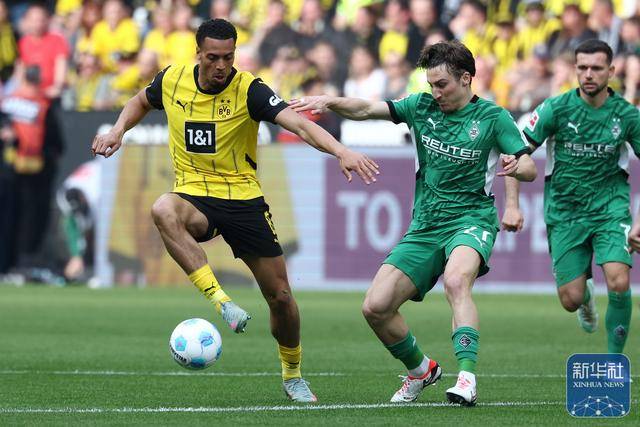 足球丨德甲：多特蒙德胜门兴格拉德巴赫