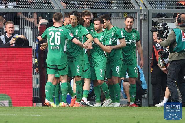 足球丨德甲：多特蒙德胜门兴格拉德巴赫