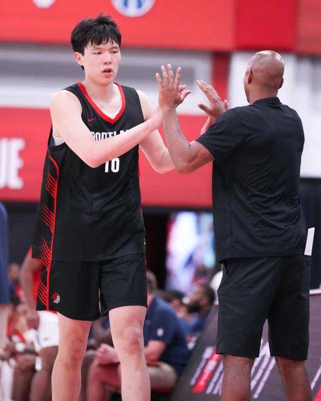 曝杨瀚森最后一场NBA夏联不打 回国备战男篮亚洲杯