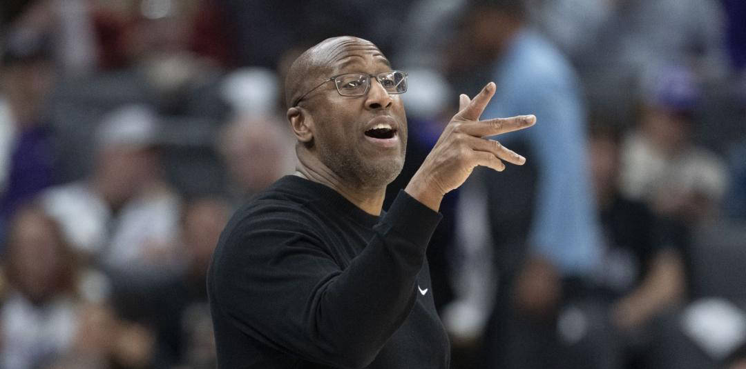 纽约尼克斯赌注迈克·布朗：“伺服”巨星的男人