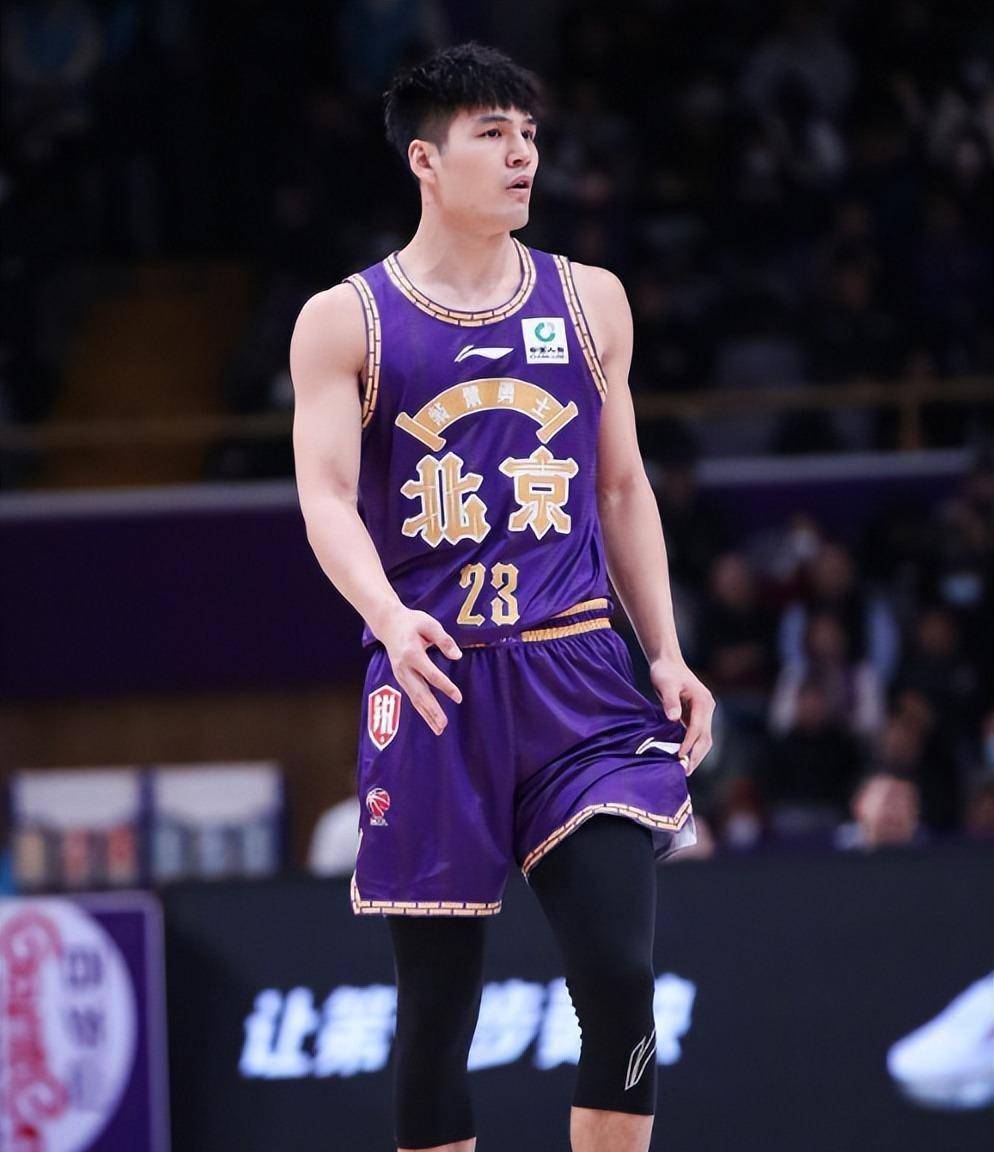 CBA再出三方大交易!上海又是空欢喜?辽篮原来只有一个目的