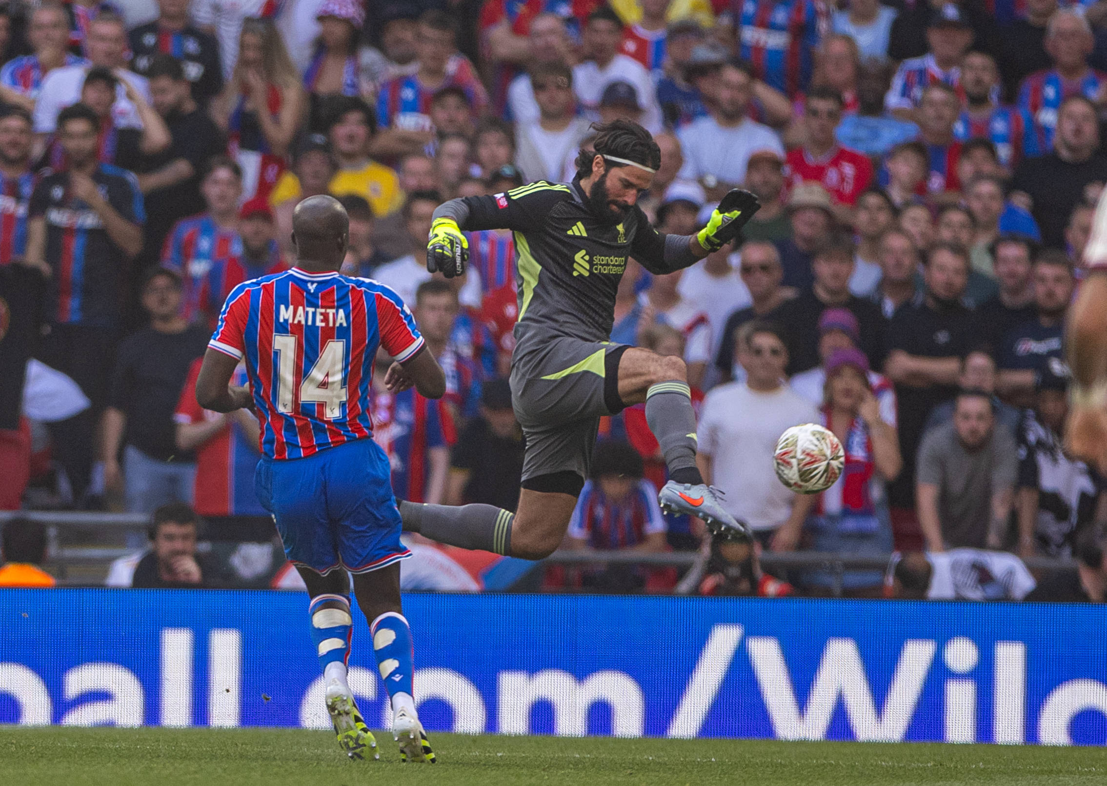 足球｜水晶宫夺得社区盾