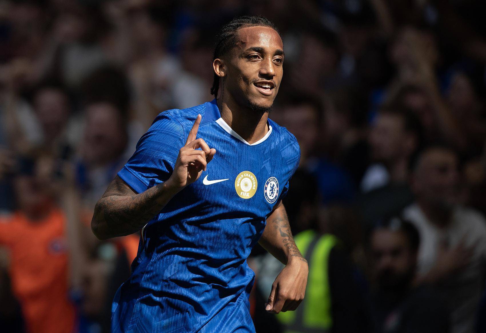 【英超新赛季前瞻】利物浦、阿森纳、曼城、切尔西展开引援竞赛，“第一联赛”争冠有好戏