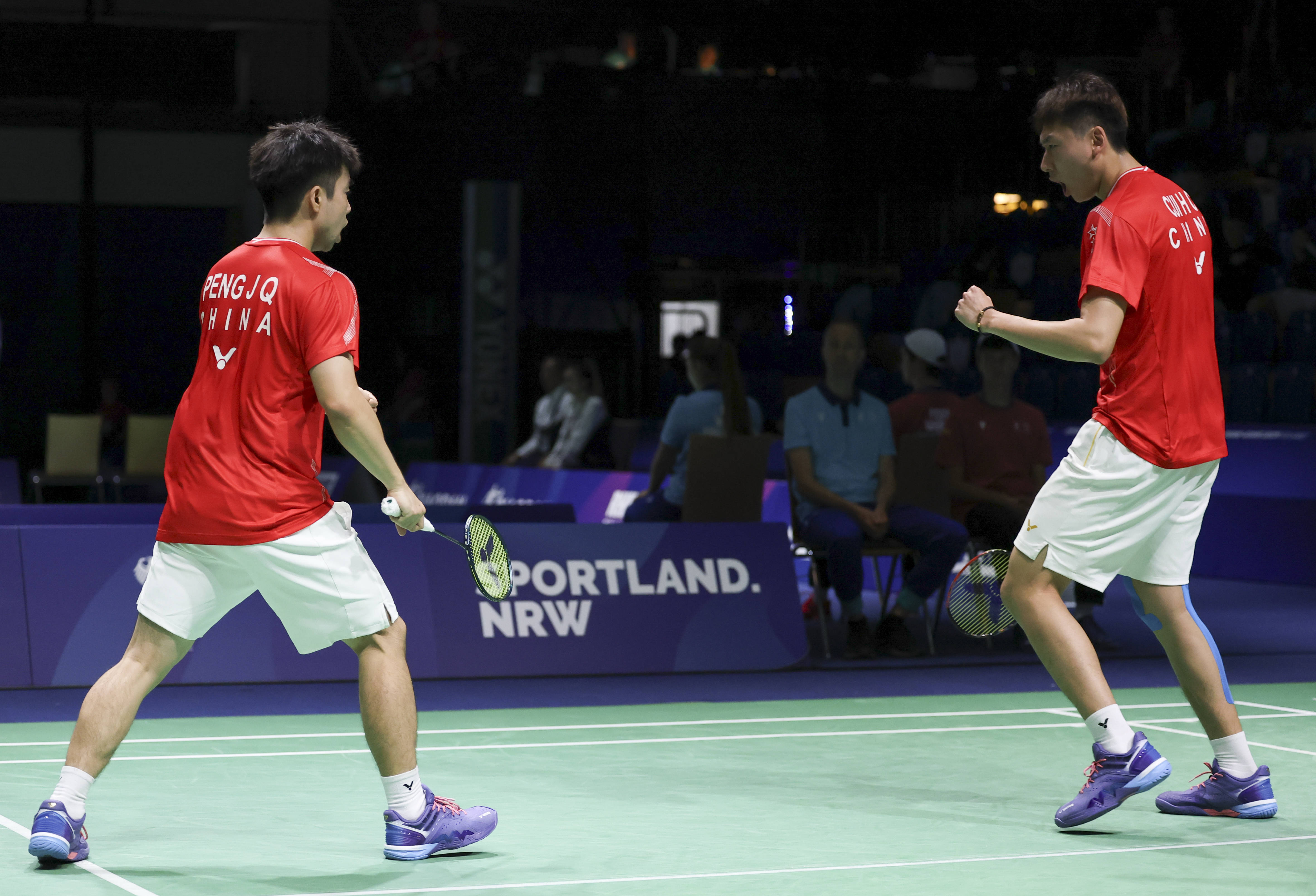 （体育）大运会——羽毛球混合团体小组赛：中国队胜西班牙队