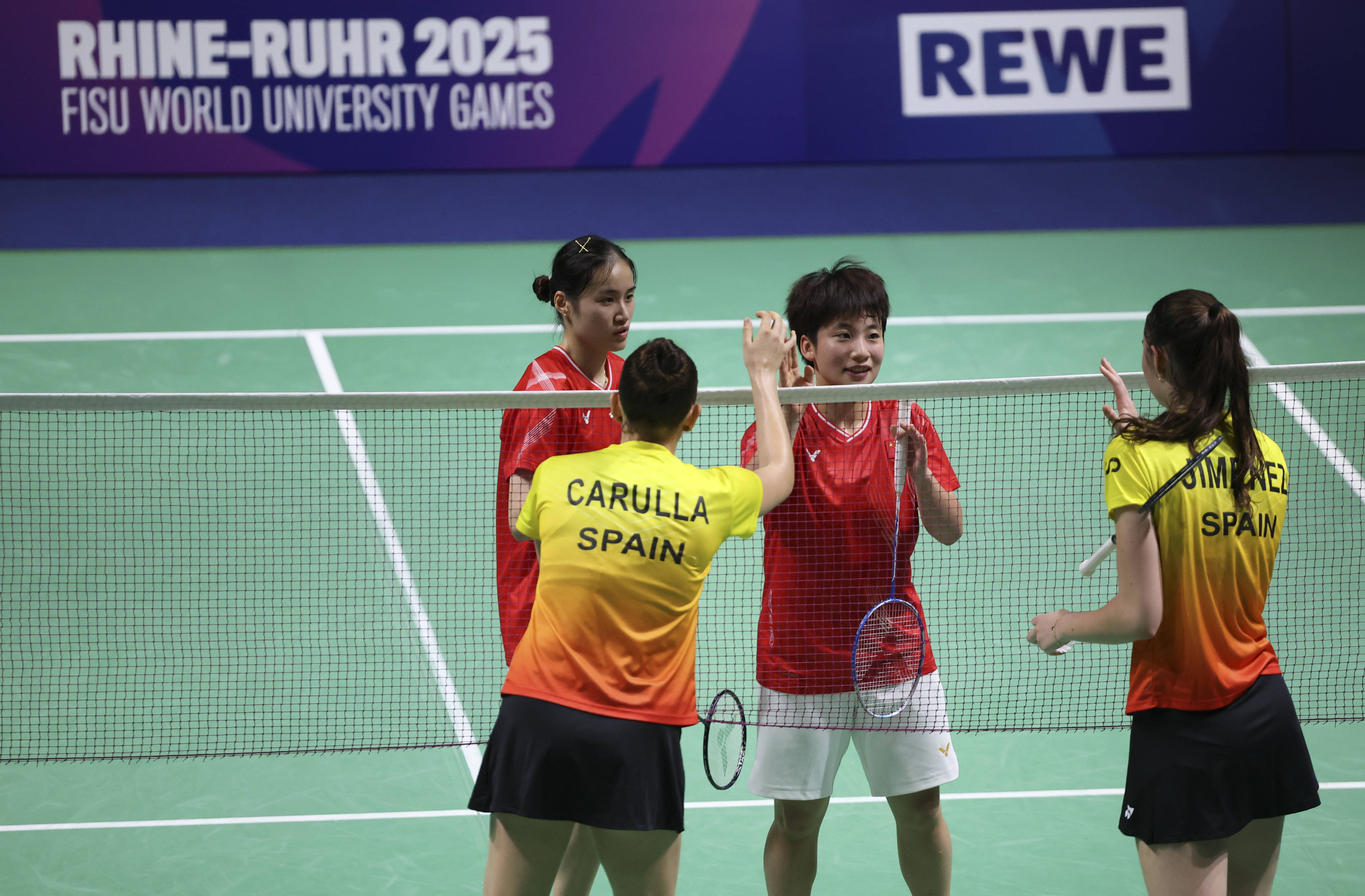 （体育）大运会——羽毛球混合团体小组赛：中国队胜西班牙队