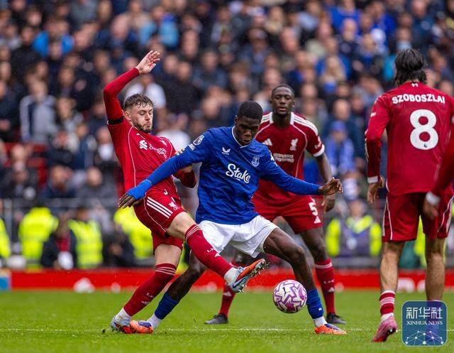 体育｜英超：利物浦胜埃弗顿