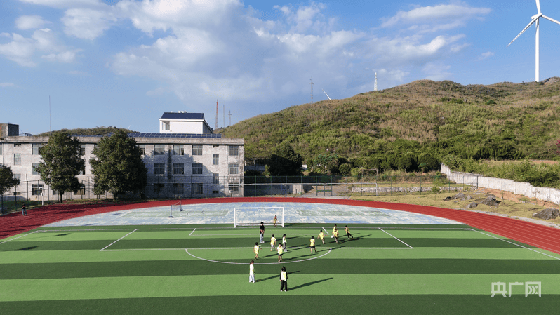 湖南江永：校园足球“燃”起来 体教融合育新人