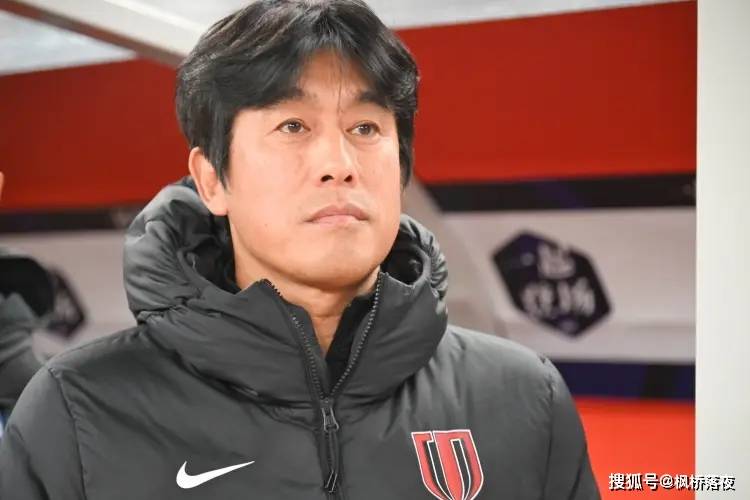 5年功勋，一朝转身！徐正源告别蓉城，揭开中超“金元泡沫”破灭后最残酷的真相