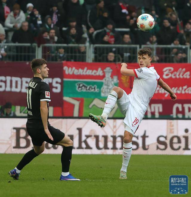 德甲：奥格斯堡胜圣保利