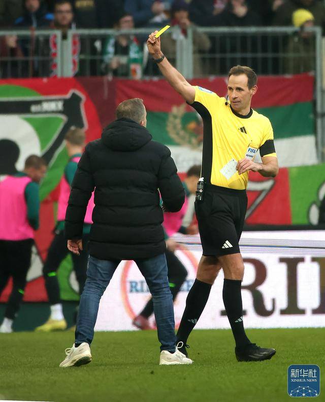 德甲：奥格斯堡胜圣保利