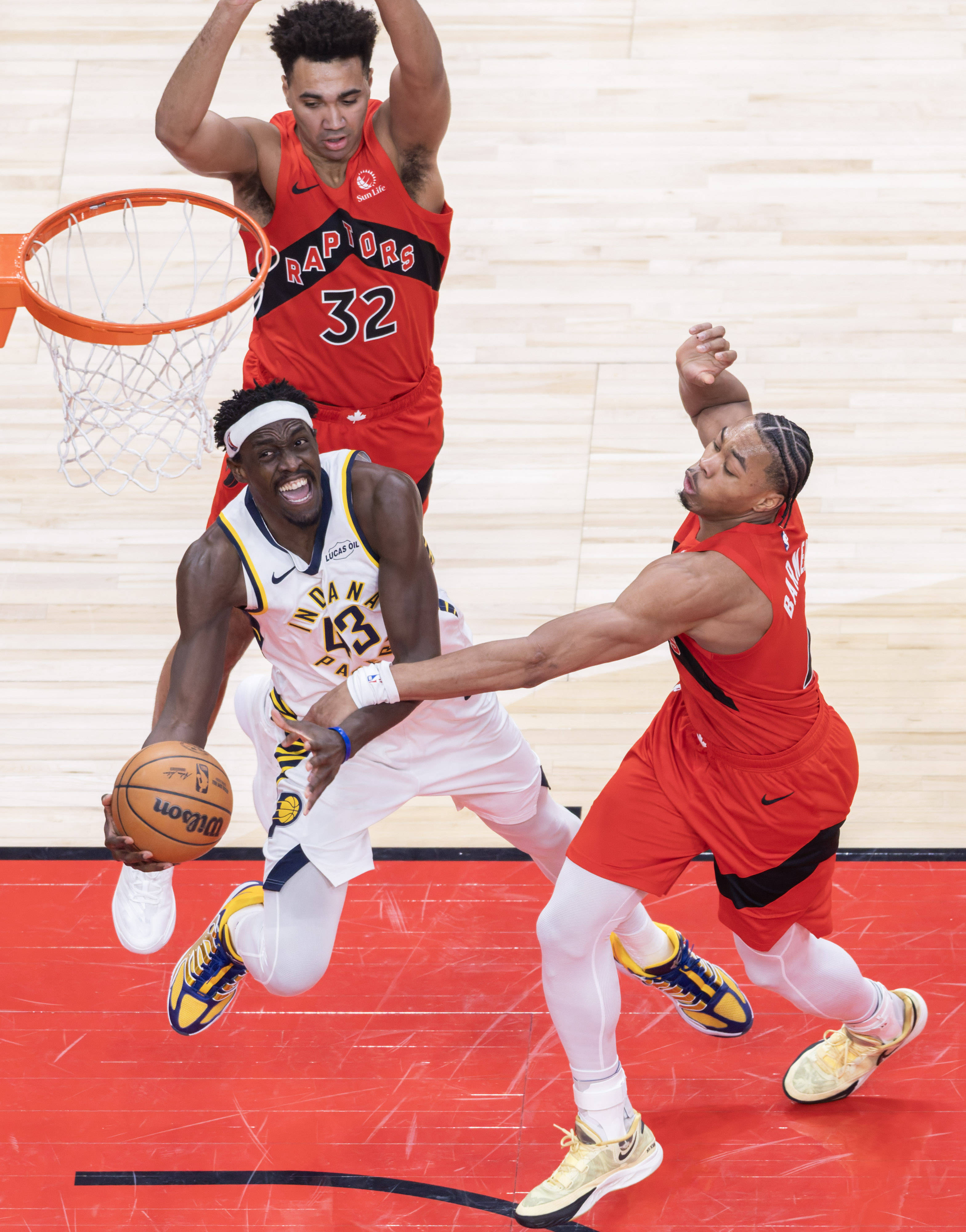 （体育）篮球——NBA常规赛：猛龙胜步行者