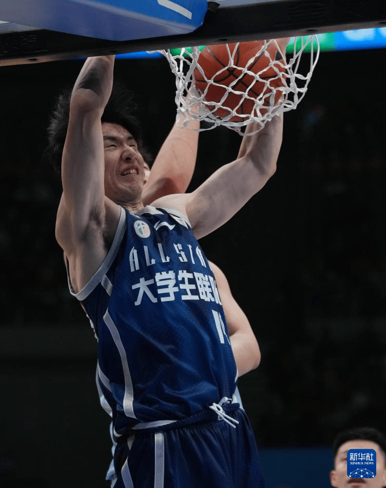 CBA星锐赛：CBA星锐队胜大学生联队
