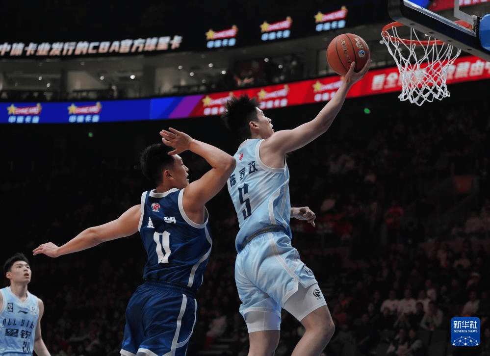 CBA星锐赛：CBA星锐队胜大学生联队